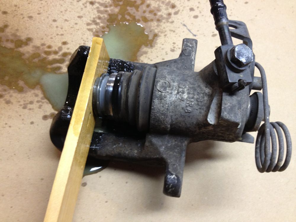 Lucas Rear Caliper Overhaul Volkswagen Passat Forum