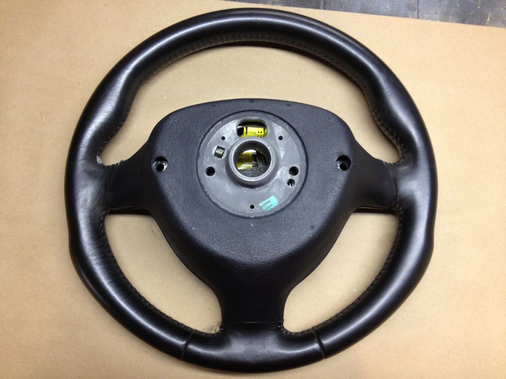 VWVortex.com - FS: MkIV R32 steering wheel with airbag $400 shipped to US48